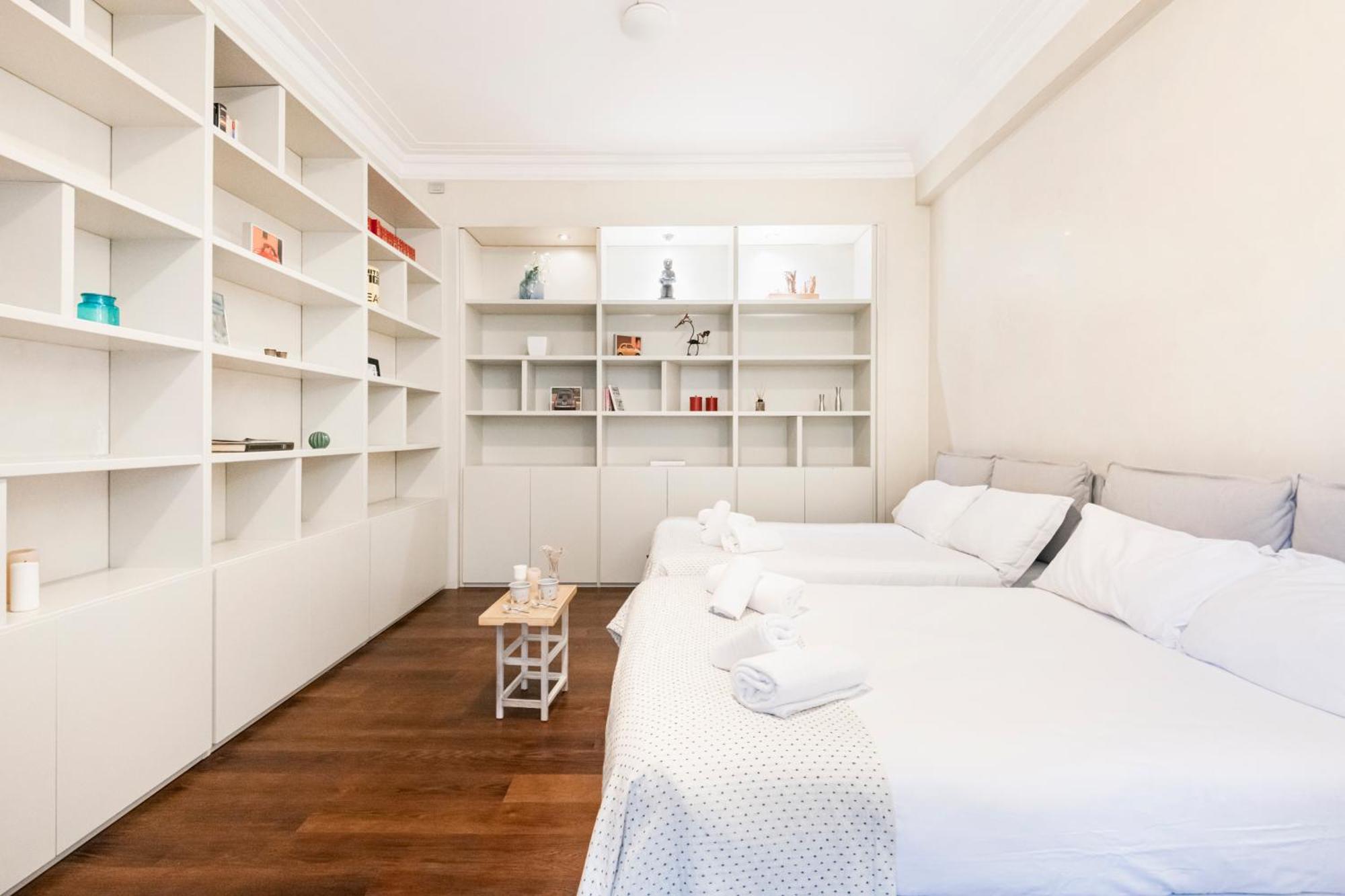 Easylife - Magnificent Splendid Apt Sant'Ambrogio Milaan Buitenkant foto