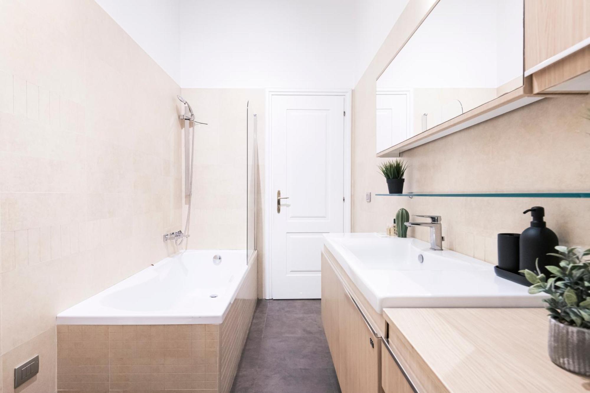 Easylife - Magnificent Splendid Apt Sant'Ambrogio Milaan Buitenkant foto