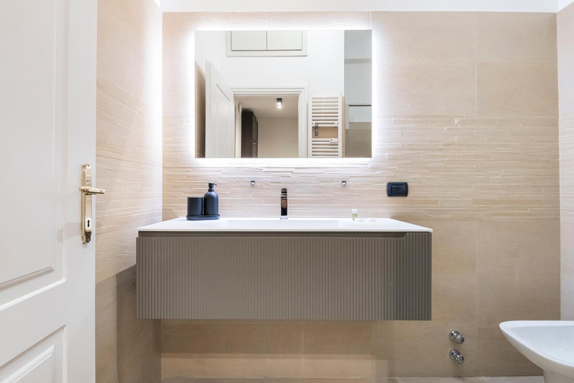 Easylife - Magnificent Splendid Apt Sant'Ambrogio Milaan Buitenkant foto
