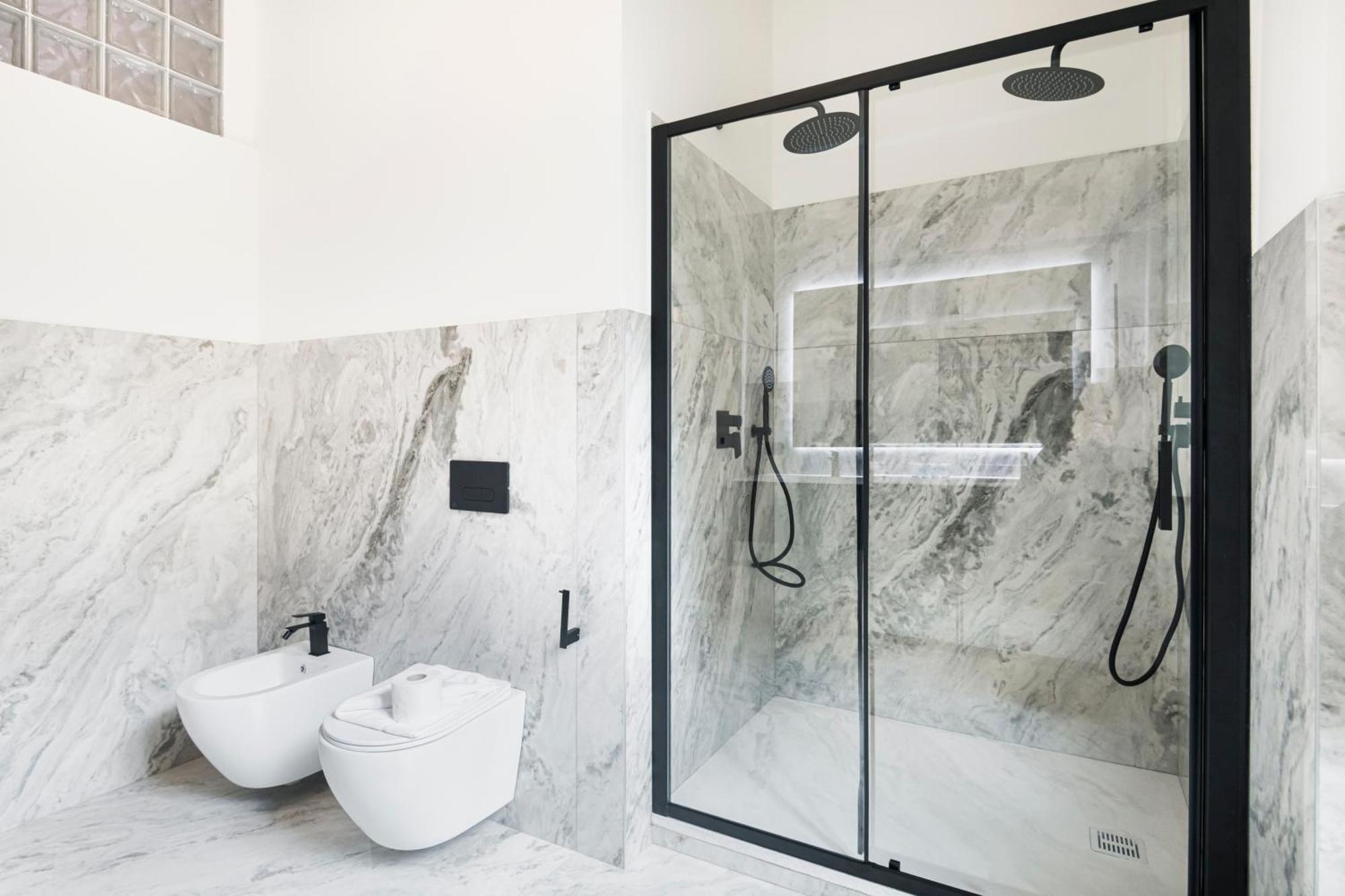 Easylife - Magnificent Splendid Apt Sant'Ambrogio Milaan Buitenkant foto