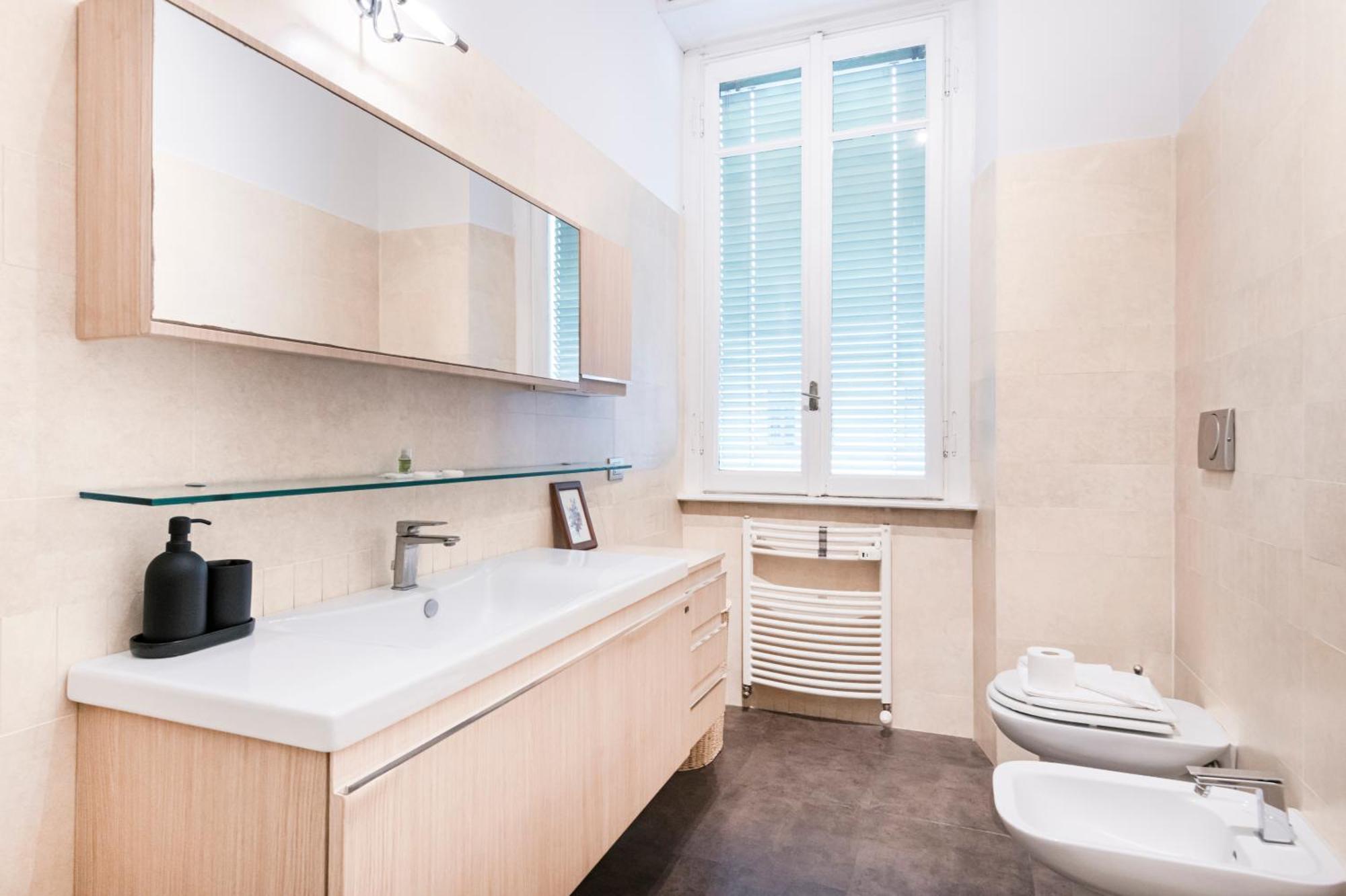 Easylife - Magnificent Splendid Apt Sant'Ambrogio Milaan Buitenkant foto